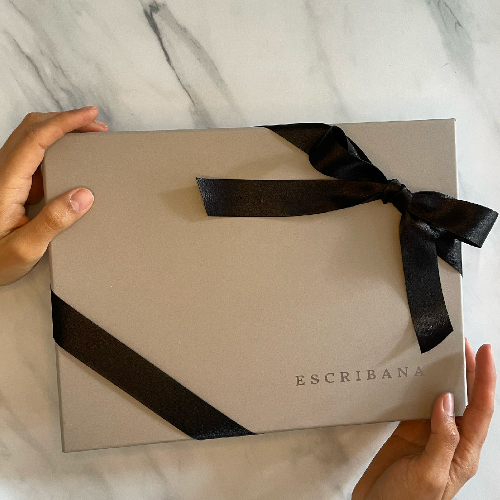 Caja Grande Luxe Morado (80 Tarjetas)