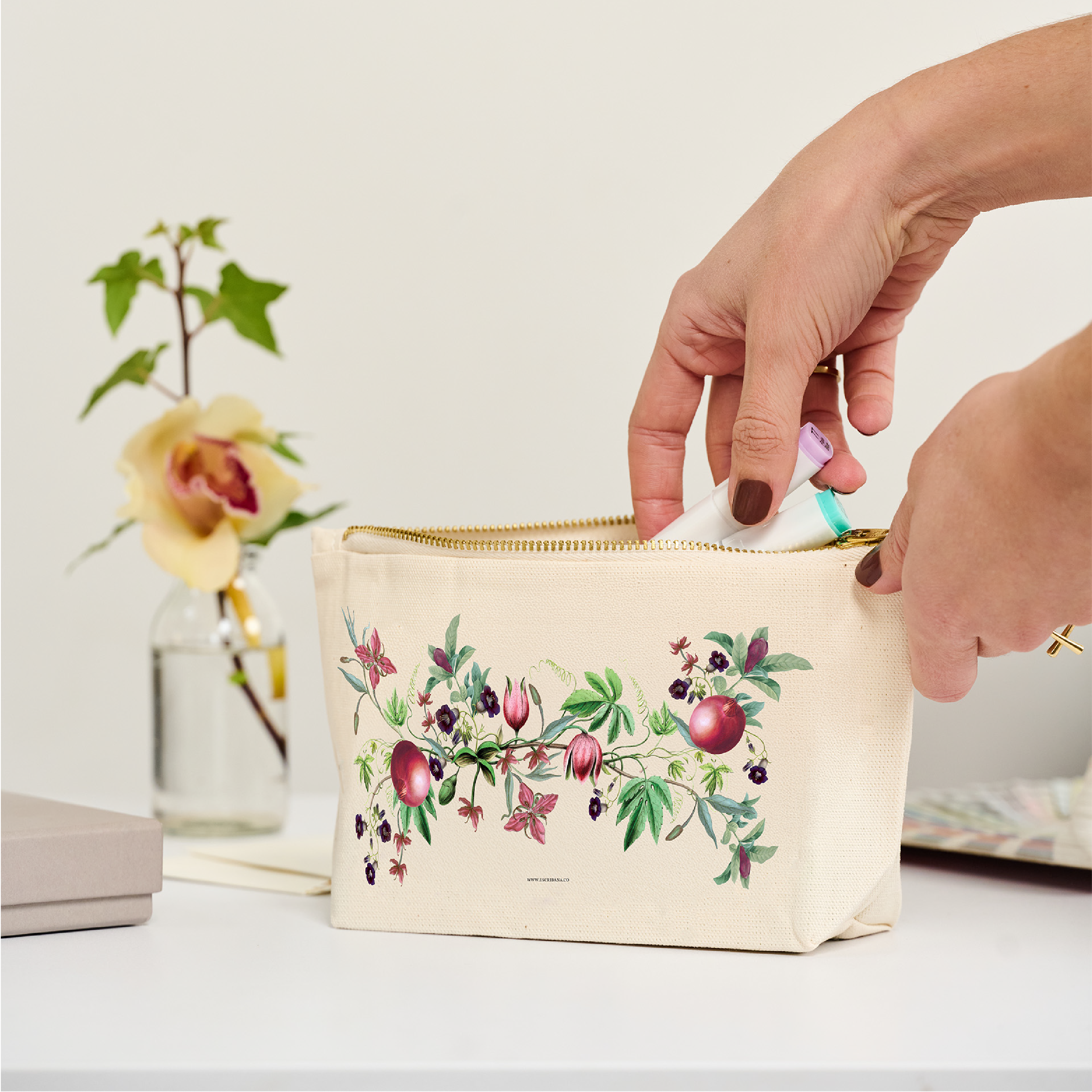 Cartuchera de Lona con Diseño Granada