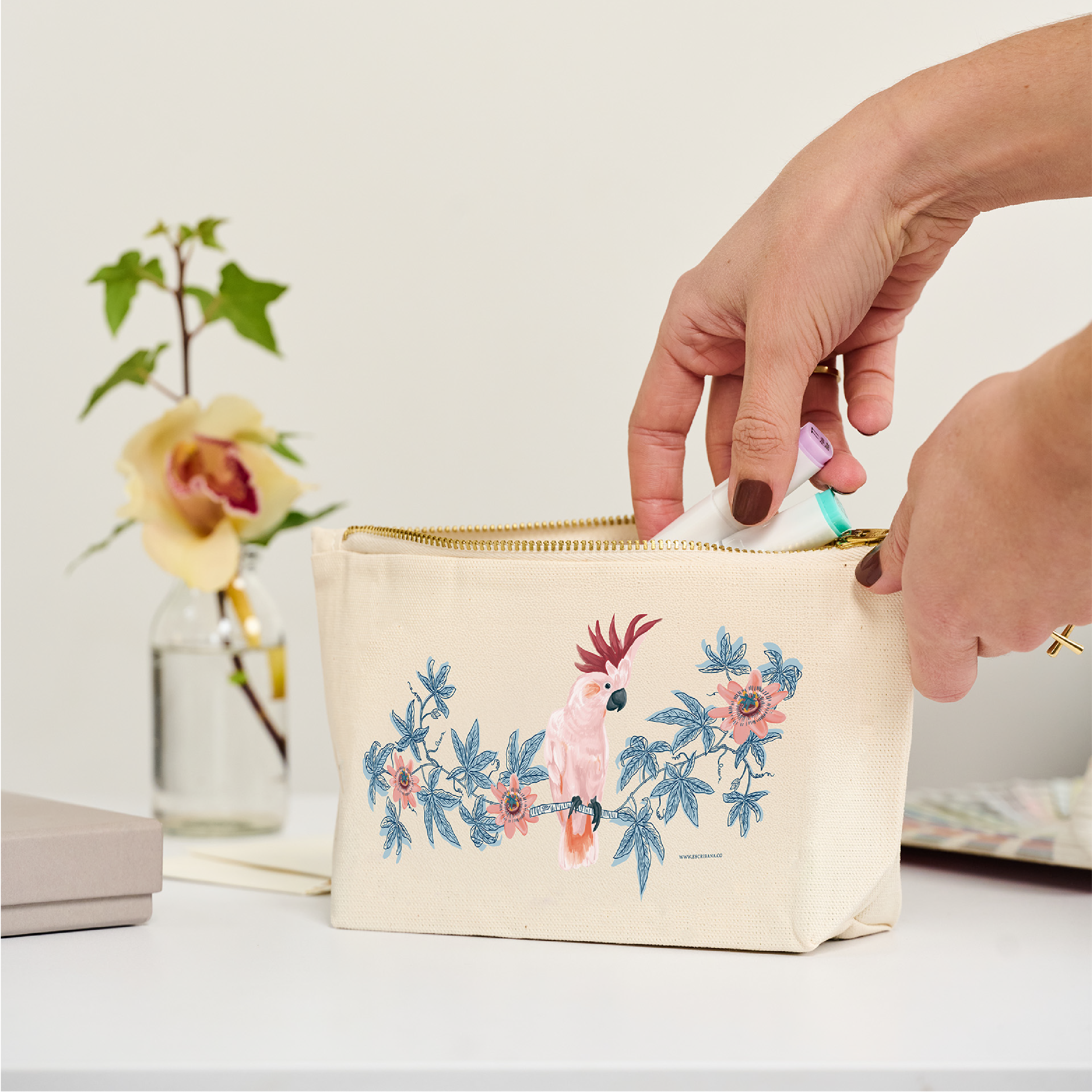 Cartuchera de Lona con Diseño Nido