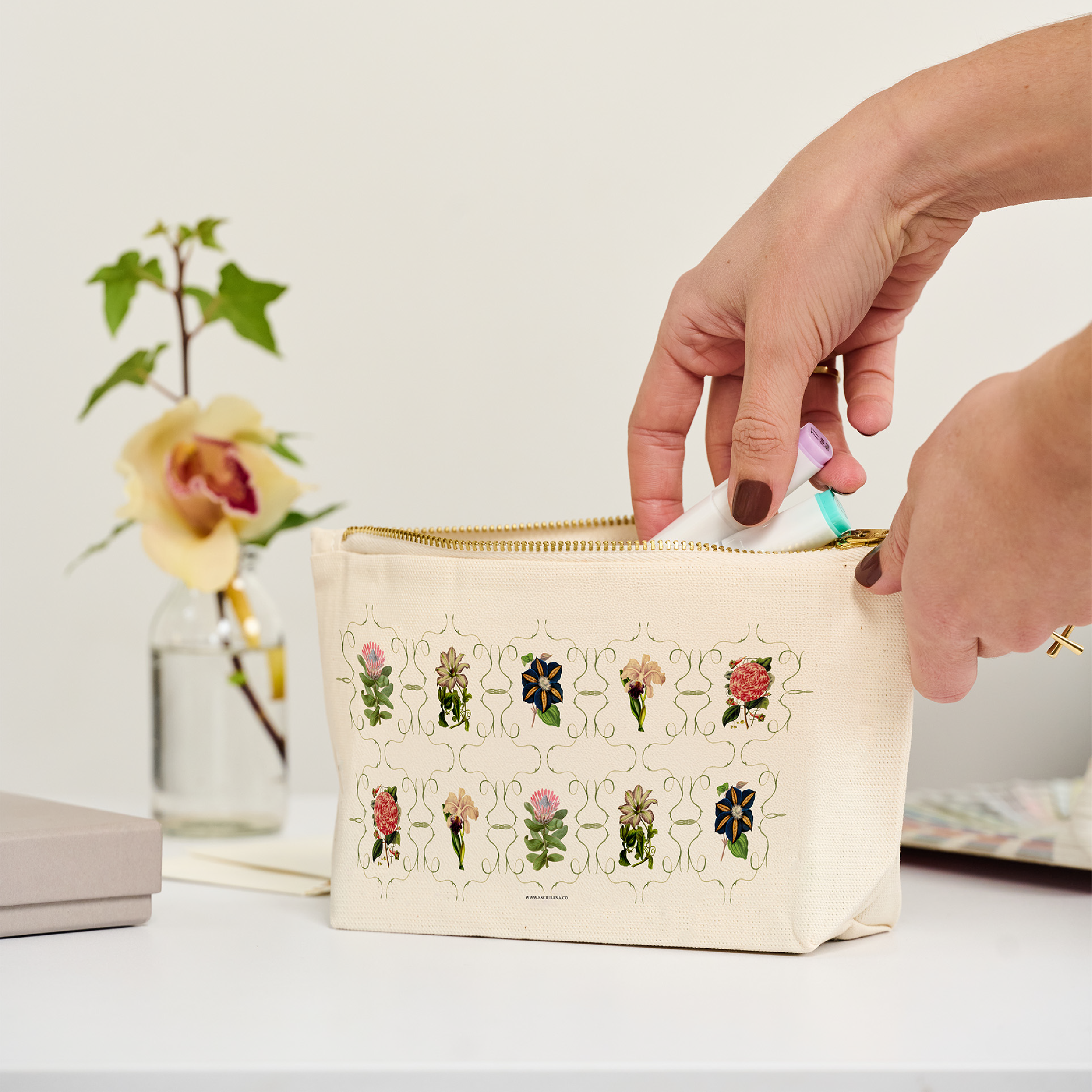 Cartuchera de Lona con Diseño Protea