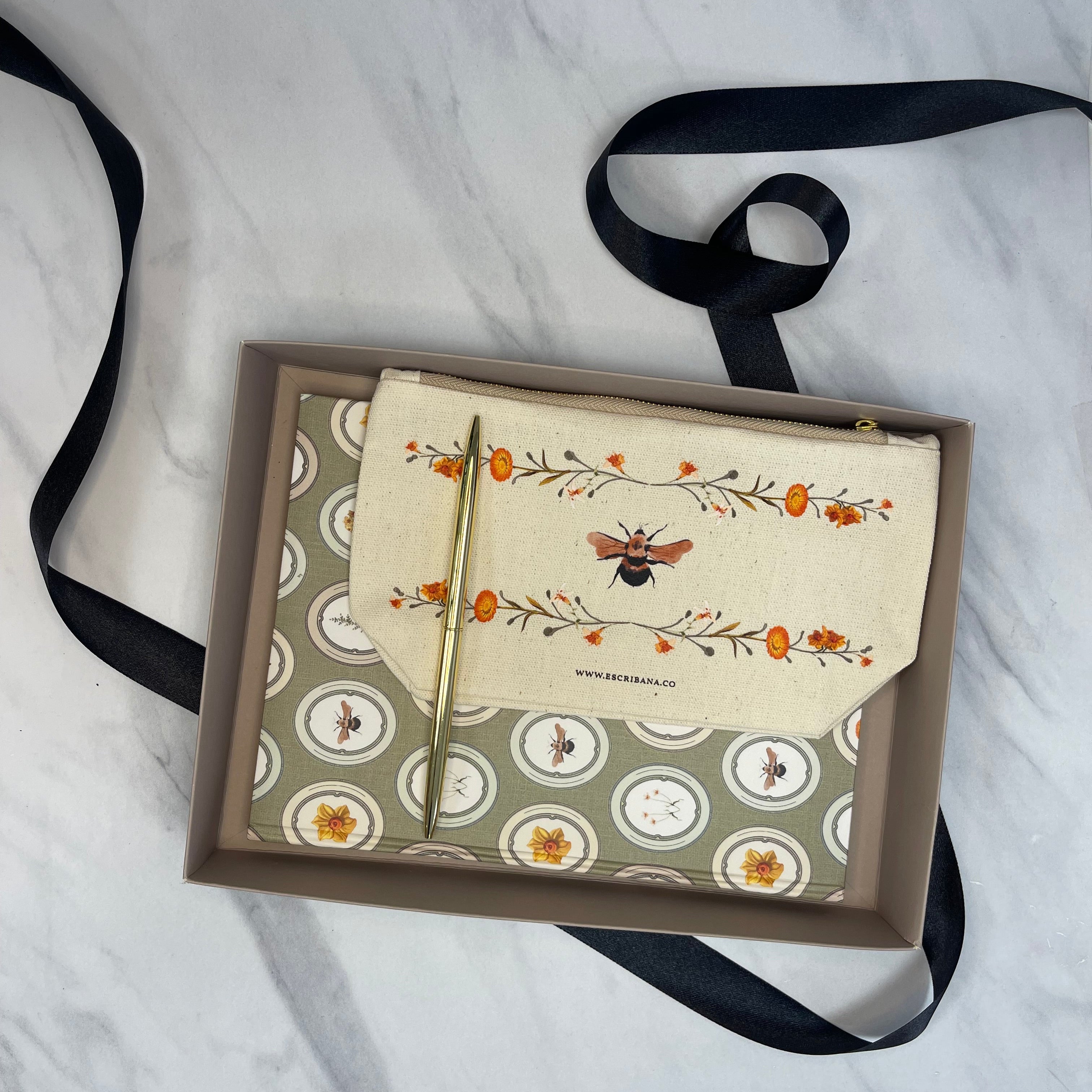 Pack grande cuaderno Bee