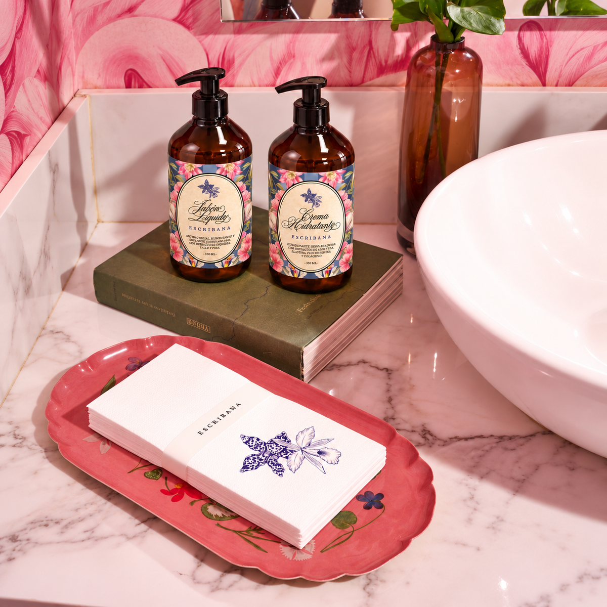 Set Invitados Orquídea Azul · Toallas, Jabón y Crema